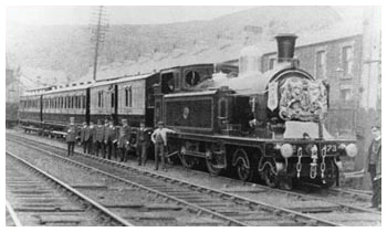 Royal train at Porth carrying George V who opened the Mines Rescue Station at Dinas 1912