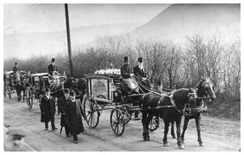 The funeral of the victims of the Wattstown (National Colliery) Pit Disaster, July 1905 - The cortege was reported to extend for five miles, as the head of the procession was turning into Llethr Ddu Cemetery, Trealaw, the last were about to leave Wattstown