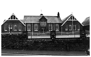 Tonysguboriau School, Original Buildings - April 1977