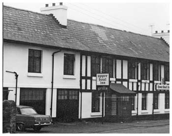 The Upper Boat Inn, tua 1977