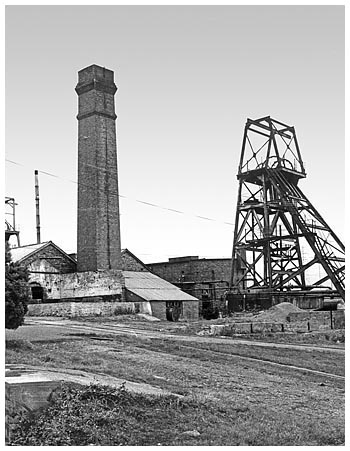 Llanharry mine pictured here in the 1960's prior to its demise in 1975